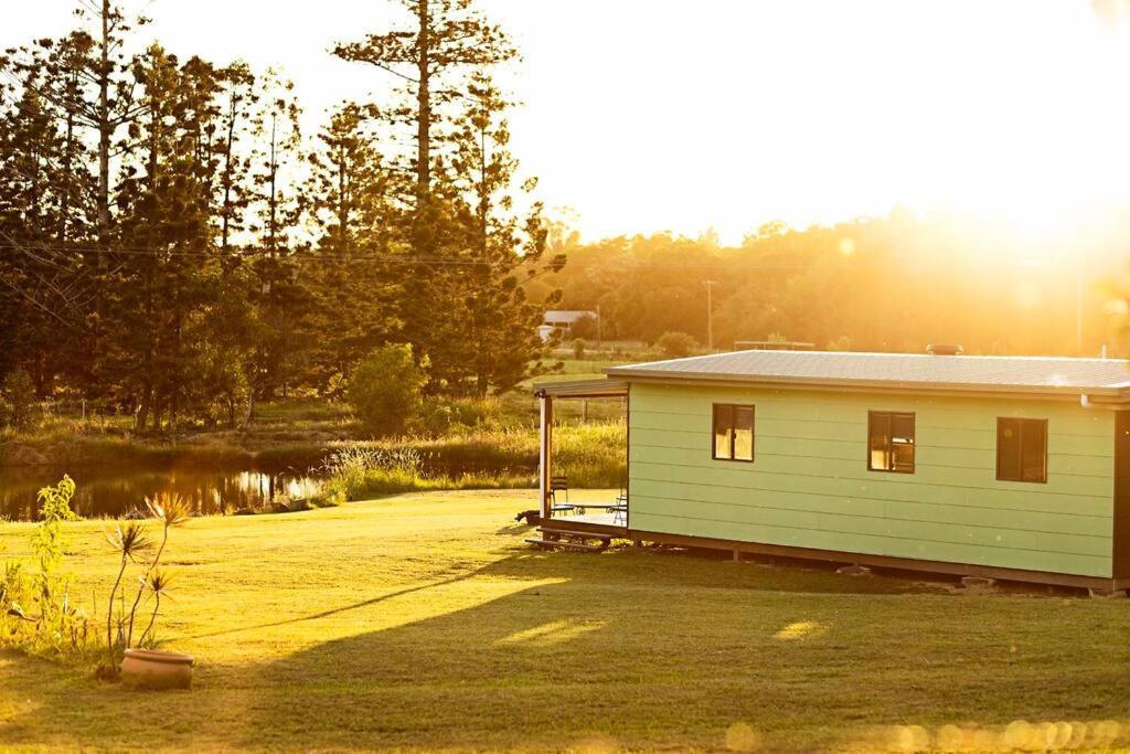 Pinbarren Green Lodges Noosa Exteriör bild
