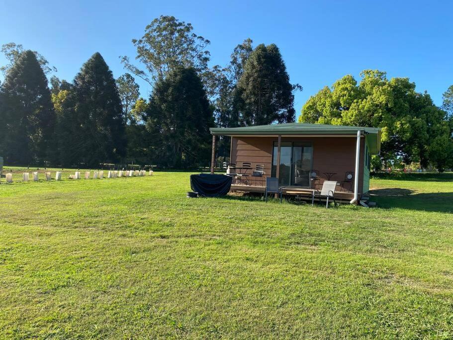 Pinbarren Green Lodges Noosa Exteriör bild